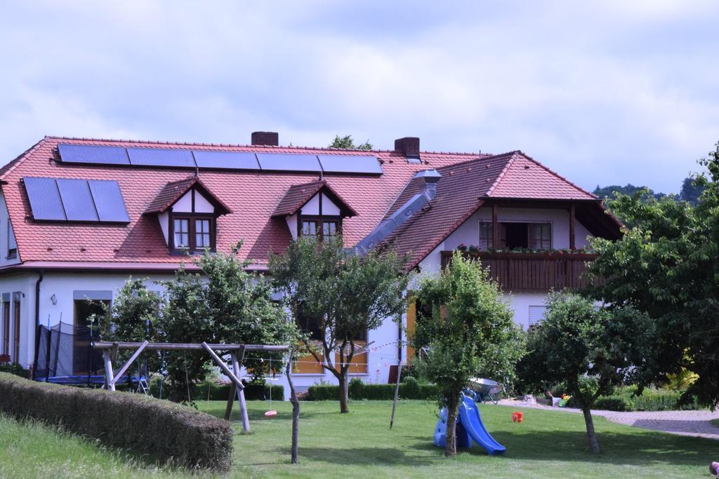 Gasthaus-Pension Hofmann Oberdachstetten Eksteriør billede