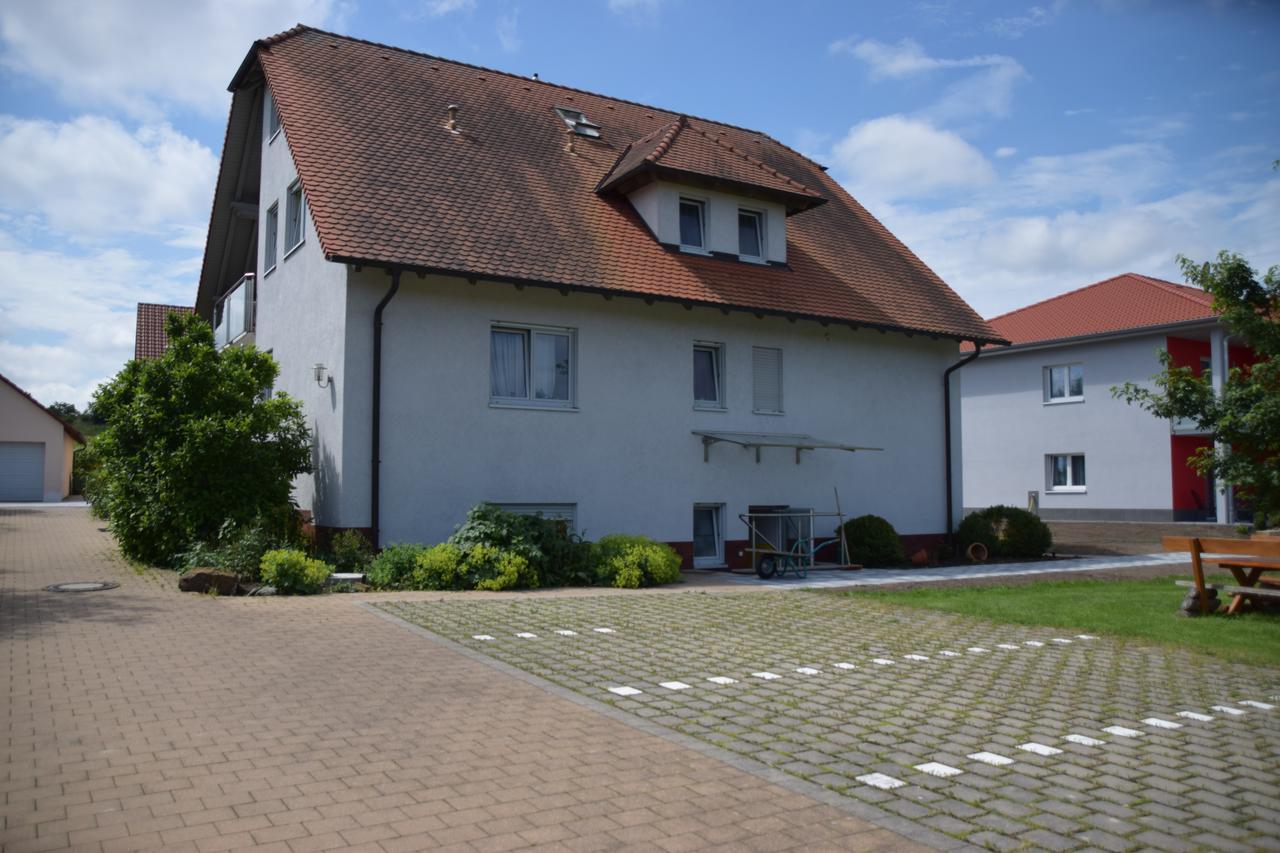 Gasthaus-Pension Hofmann Oberdachstetten Eksteriør billede
